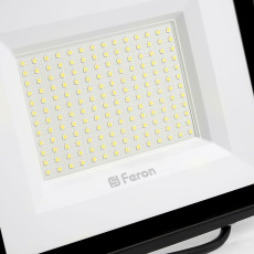 фото Светодиодный прожектор Feron LL-924 IP65 200W 4000K