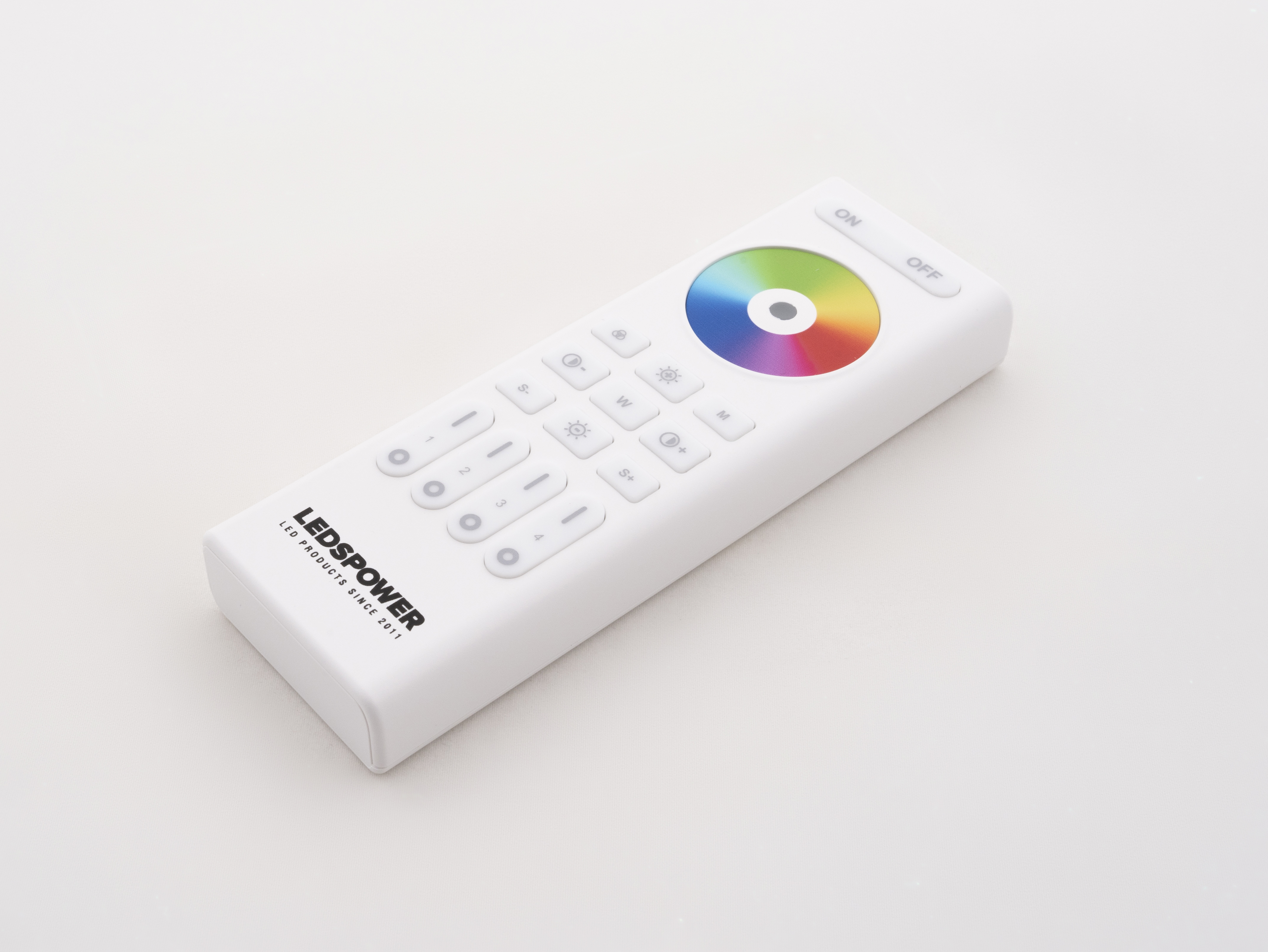 Пульт RGBRGBWRGBCCT на 4 зоны RC03RF белый 006543 1615₽