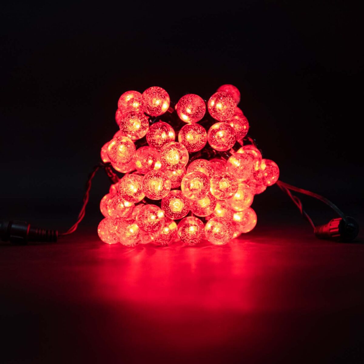 

Гирлянда «Шарики» 10м Красная 9В, Диаметр Шарика 23мм, 100 LED, Провод Черный ПВХ, IP54, PCS-100B-R