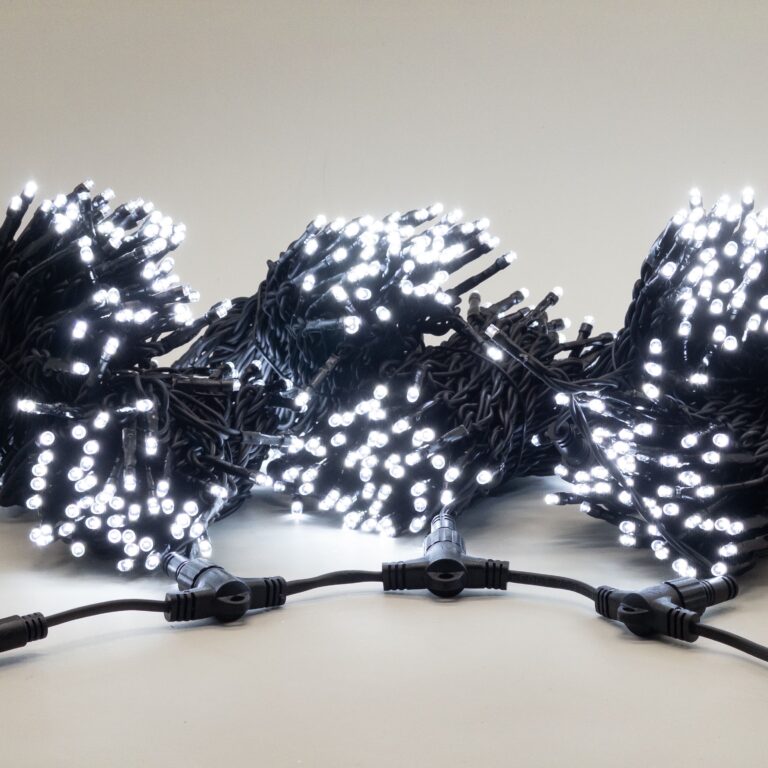 Комплект 3 Белых Нити по 20м 600 LED Провод Черный Каучук 23мм IP54 12590₽