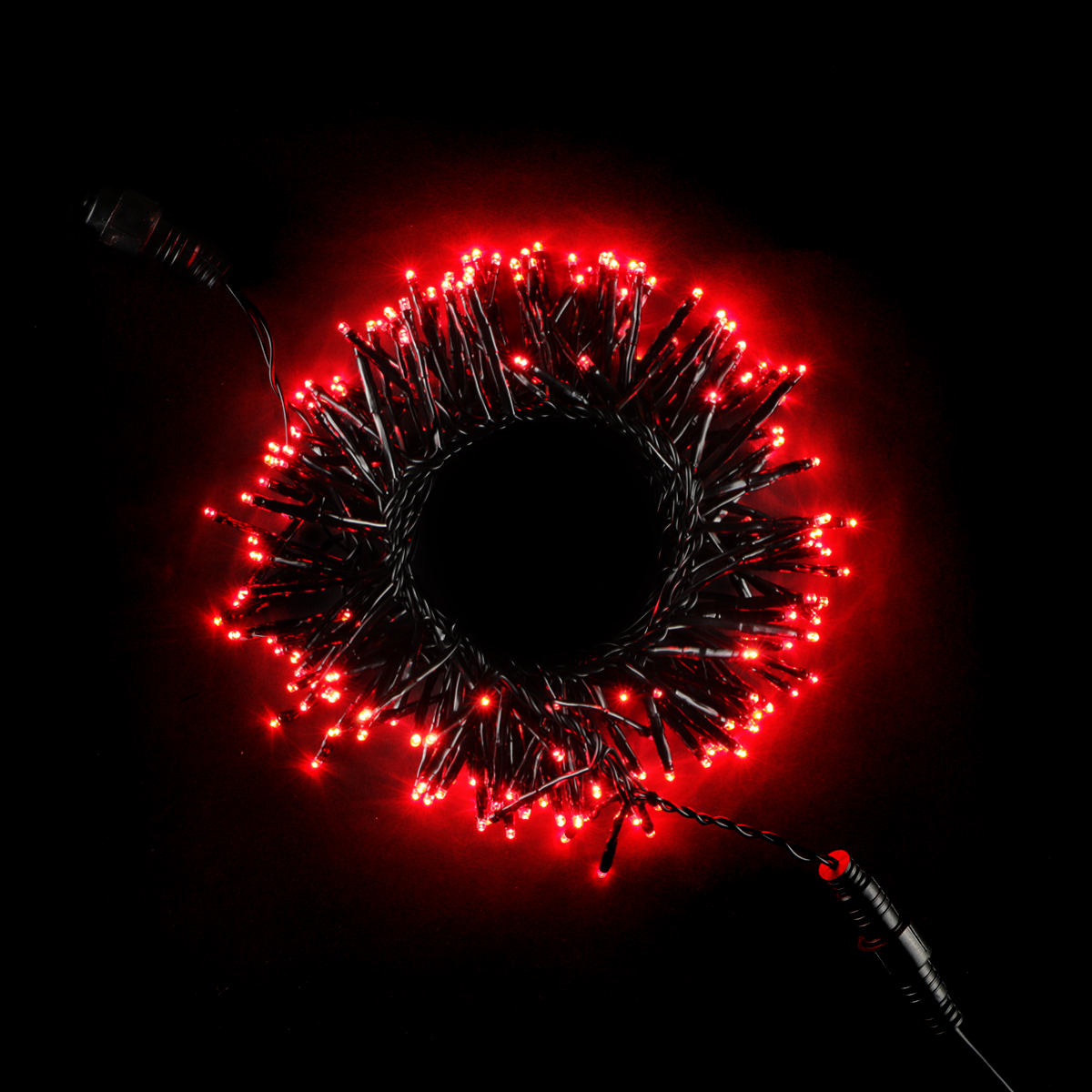 Гирлянда Кластерная с Мини Диодами 2,4м Красная 220В, 192 LED, Провод Черный ПВХ, IP54