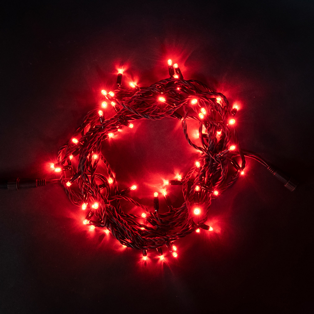 

Гирлянда Нить 10м Красная 220В, 75 LED, Провод Черный Каучук, IP54, LL75-1-2R