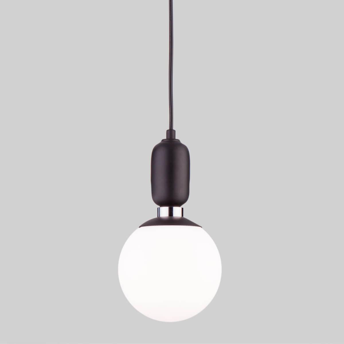 Подвесной светильник Eurosvet Bubble 50151/1 черный светильник потолочный светодиодный эра pl11 bk металл e27 max 60w высота плафона 220мм подвеса 730мм черный