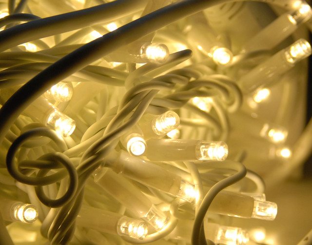 

Светодиодная гирлянда 100 LED, 4.8 Ватт, IP65, для улицы, провод белый, Свечение: мерцание, RL-S10CF-24V-CW/WW, RL-S10CF-24V-CW/WW