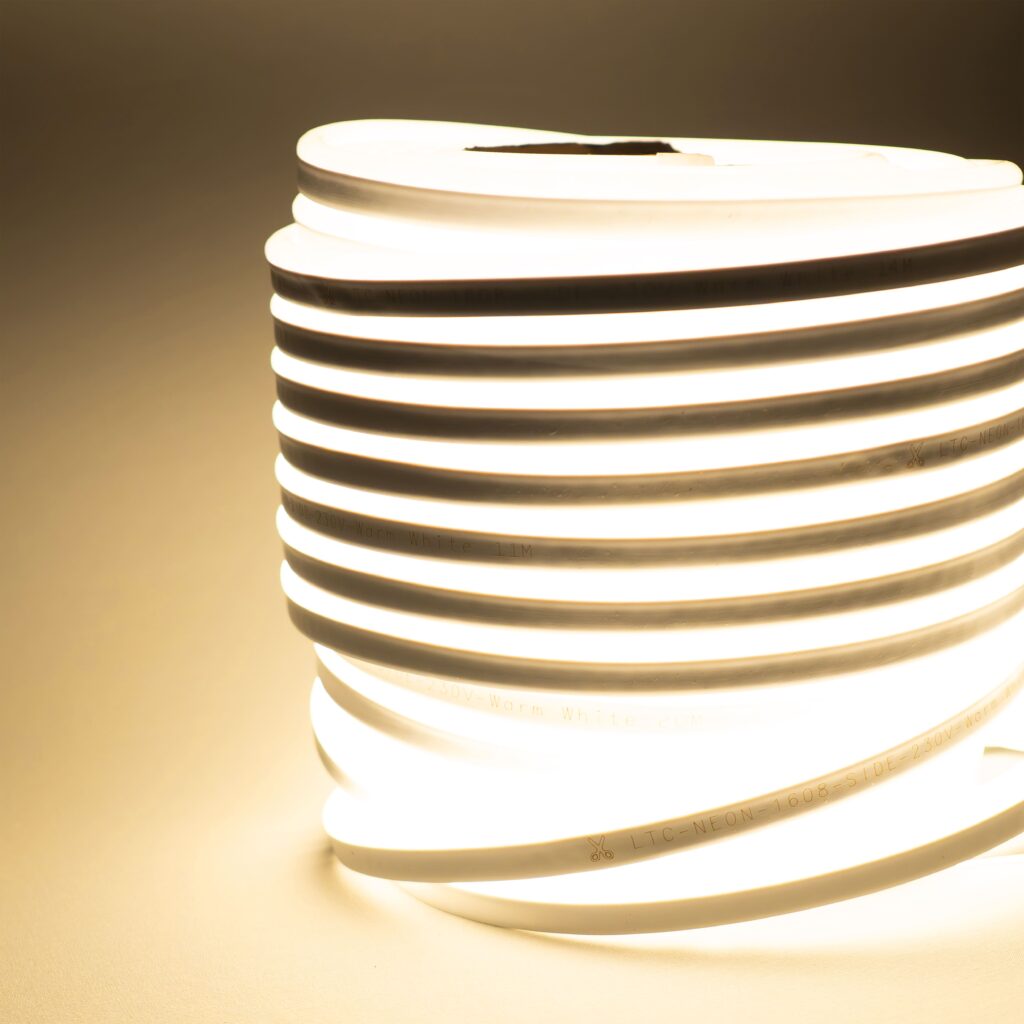23-551 Односторонний Гибкий Неон 8х16мм Тепло-Белый 220В 144 LEDм IP65 Бухта 50м 24490₽
