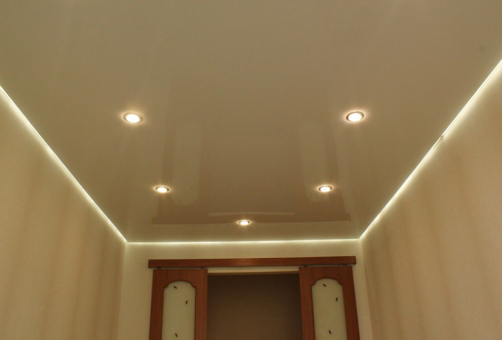 Как выбрать и установить лампочки в подвесной потолок