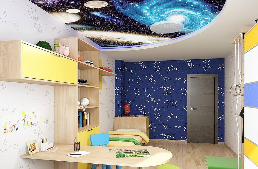 Светящийся натяжной потолок для детской