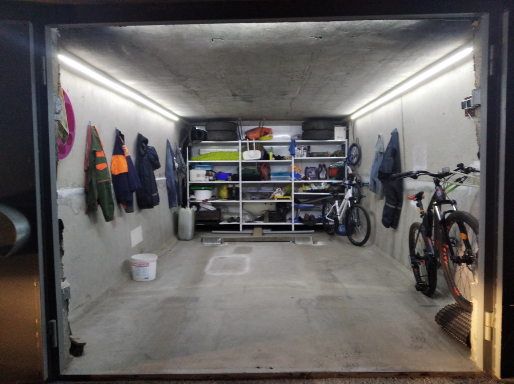 Освещение гаража
