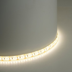 Светодиодная LED лента Feron LS626, 180SMD(2835)/m 17W/m 12V 5000*10*1.22мм 4000К IP65