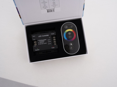 Контроллер RGB T3 RF 30A сенсорный ПДУ 003764