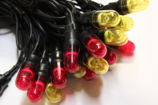 PLW-40-240V Гирлянда фиксинг 6м, IP65, 240V, 110Вт, Mульти лампы R/G/B/Y (40)/черный провод